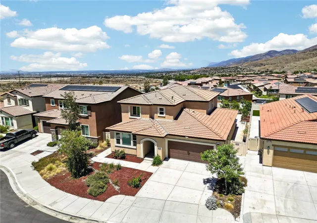 Photo 3 of Single family home for sale at 8010 Sorrento, Highland, CA 92346 | MLS# IG26148475 | Listing updated on 2026-10-02