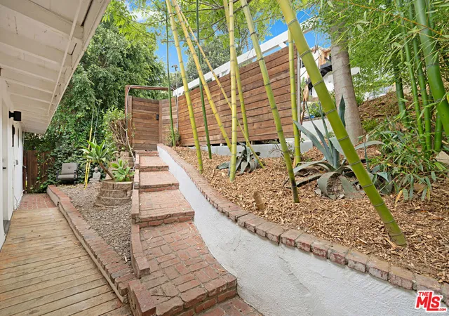 Photo 3 of Single family home for sale at 6331 Grape Pl, Los Angeles, CA 90068 | MLS# 26856471 | Listing updated on 2026-09-30