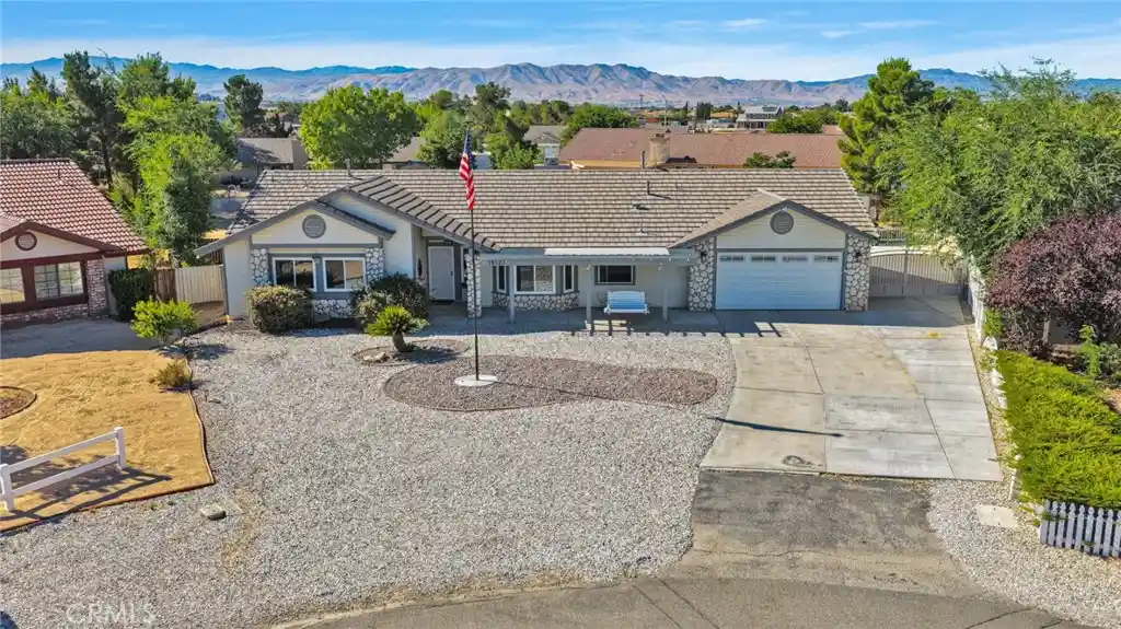 Photo 1 of Single family home for sale at 19121 Nimshew Rd, Apple Valley, CA 92308 | MLS# IG26147534 | Listing updated on 2026-07-22