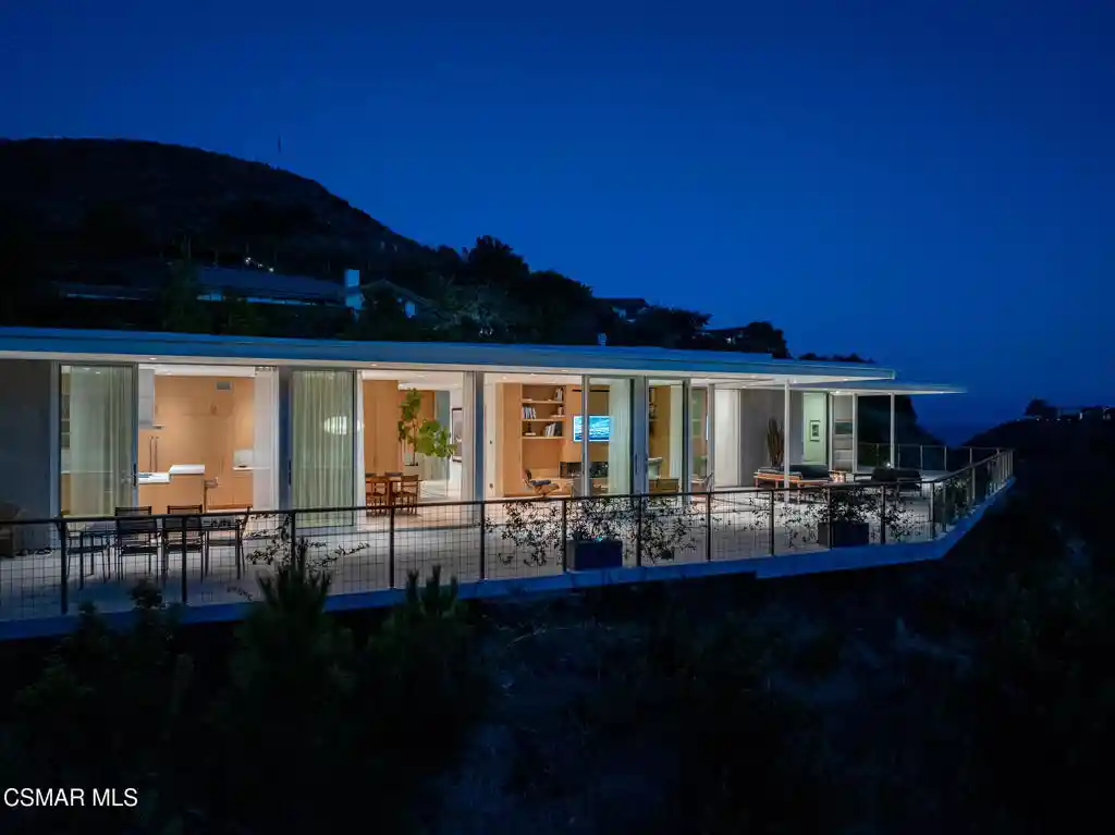 Photo 1 of Single family home for sale at 30612 La Sonora Dr, Malibu, CA 90265 | MLS# 226003212 | Listing updated on 2026-10-12