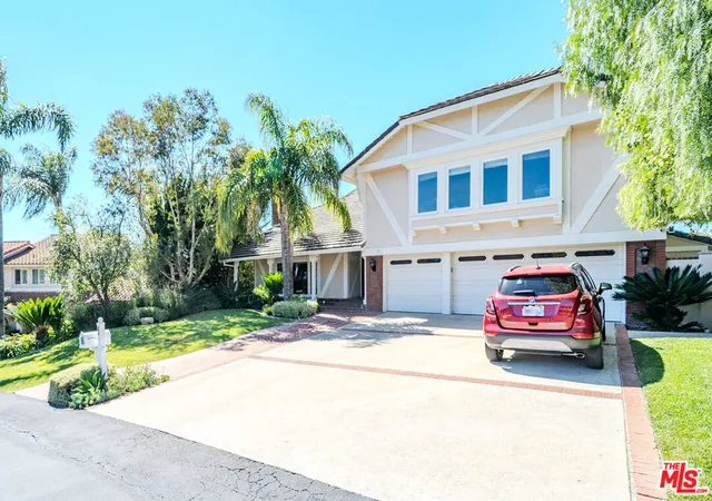 Homes for sale in Palos Verdes Peninsula, CA | 27 Horseshoe Ln, Palos Verdes Peninsula, CA 90274 | MLS# 26855601