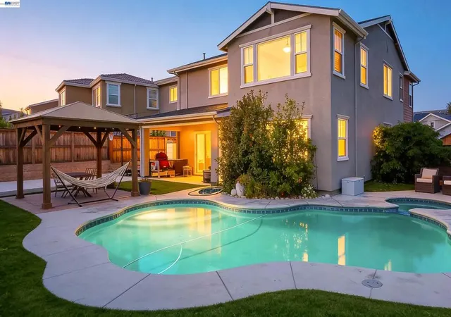 Photo 2 of Single family home for sale at 2628 Catspaw Ct, Tracy, CA 95377 | MLS# 41140839 | Listing updated on 2026-09-28