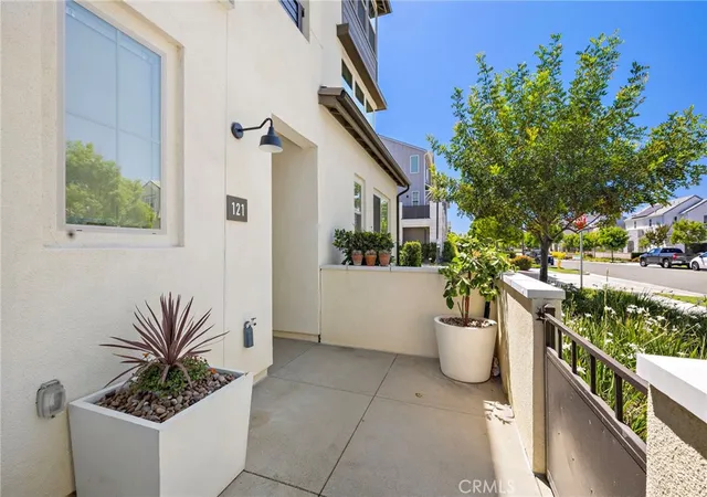 Photo 3 of Condo for sale at 121 Graze, Rancho Mission Viejo, CA 92694 | MLS# OC26147885 | Listing updated on 2026-10-11