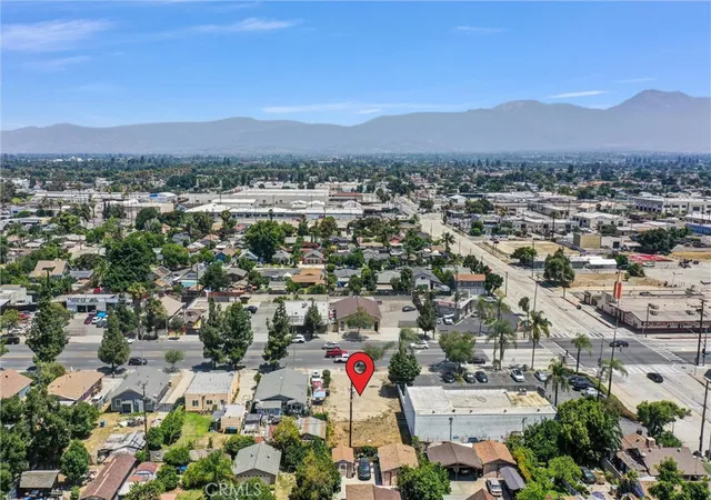 3rd image of 968 E Mission Blvd, Pomona, CA 91766 | MLS# DW26148582
