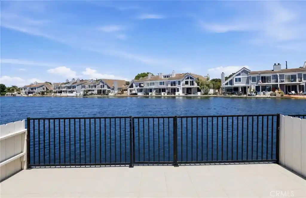 Photo 1 of Sale Pending at 16101 Saint Croix Cir, Huntington Beach, CA 92649 | MLS# OC26147186 | Listing updated on 2026-10-27