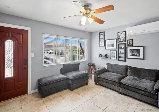 Photo 4 of Sale Pending at 4418 Tremont St, San Diego, CA 92102 | MLS# 260016579SD | Listing updated on 2026-10-07