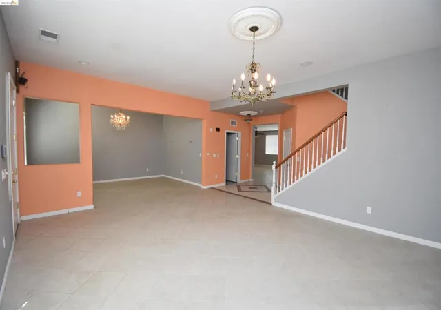 Photo 3 of Single family home for sale at 1875 Ventura Dr, Pittsburg, CA 94565 | MLS# 41140859 | Listing updated on 2026-10-08