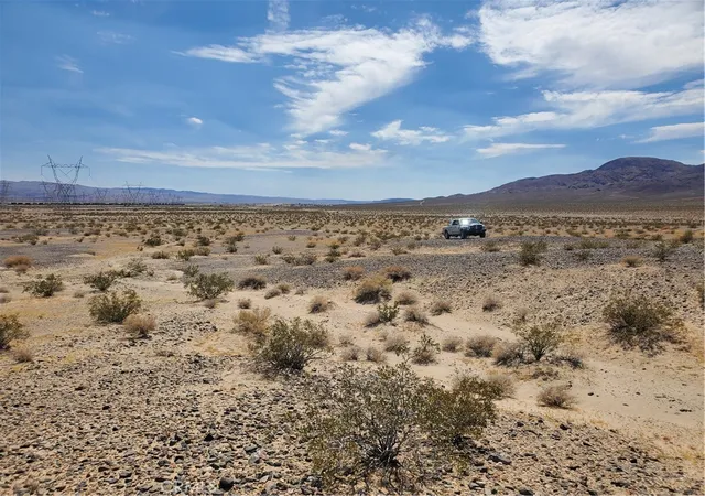 4th image of 37211 Paradise Spring, Yermo, CA 92398 | MLS# HD26147781