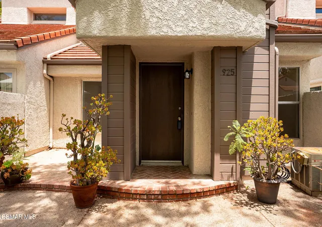 2nd image of 925 Via Colinas, Westlake Village, CA 91362 | MLS# 226003217