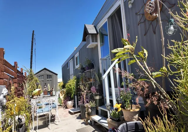 2nd image of 66455 Dillon Rd #2, Desert Hot Springs, CA 92240 | MLS# 219150061DA