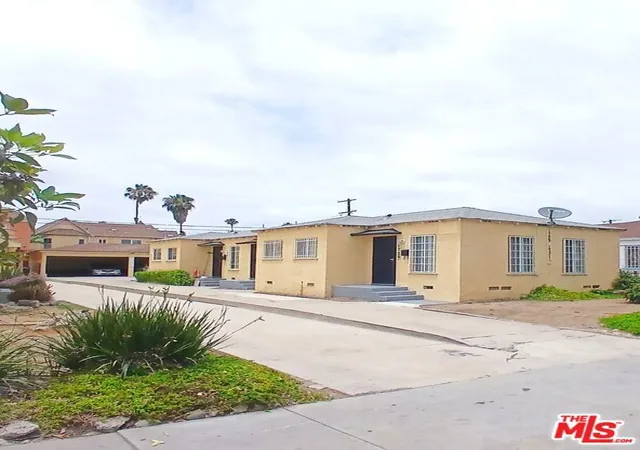 Listing Photo 5 - Condo for sale in building located at 1733 S La Brea Ave, Los Angeles, CA 90019