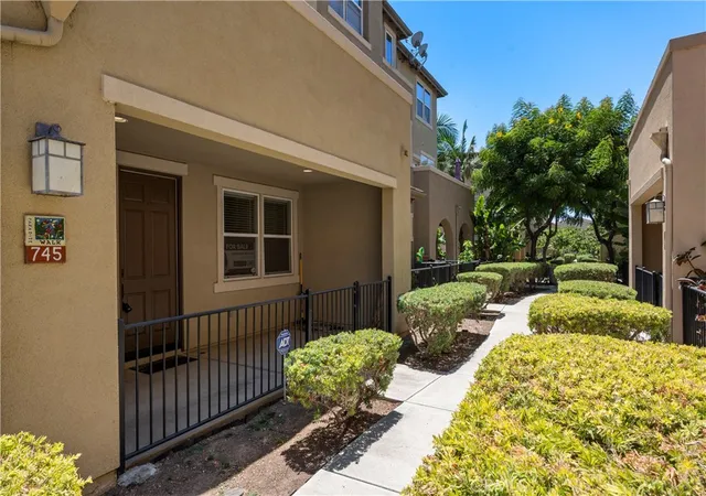 Photo 4 of Sale Pending at 745 Paradise, National City, CA 91950 | MLS# SW26143755 | Listing updated on 2026-10-12
