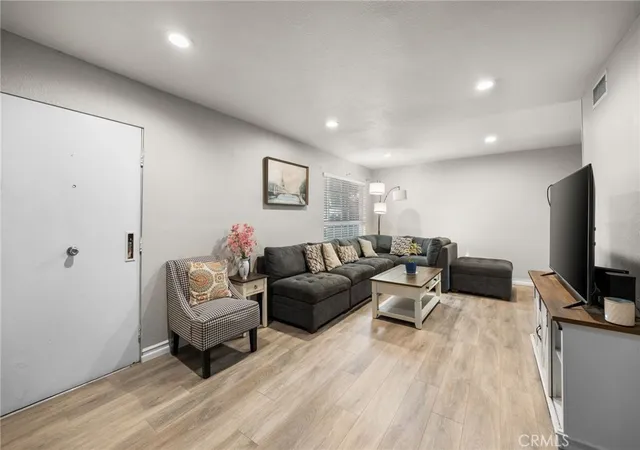4th image of 1800 W Gramercy #14, Anaheim, CA 92801 | MLS# PW26146411