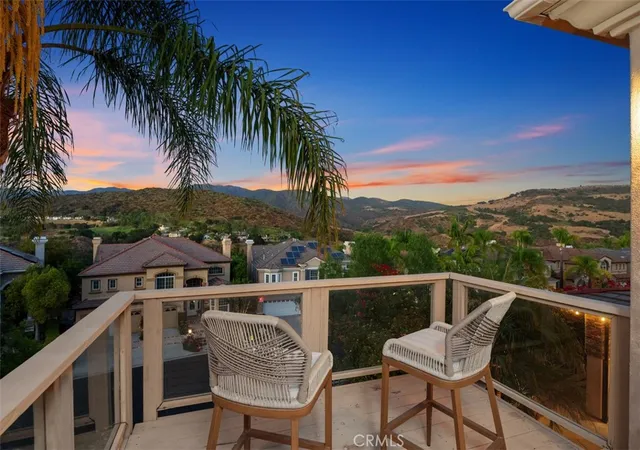 Homes for sale in Rancho Santa Margarita, CA | 10 Thorn Oak, Rancho Santa Margarita, CA 92679 | MLS# OC26147803