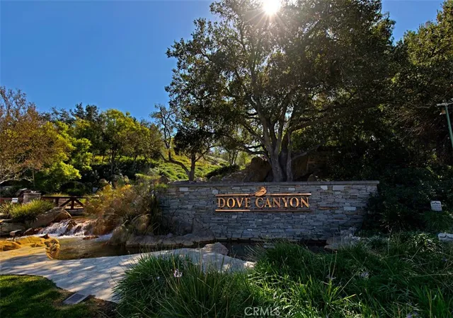 Homes for sale in Rancho Santa Margarita, CA | 10 Thorn Oak, Rancho Santa Margarita, CA 92679 | MLS# OC26147803