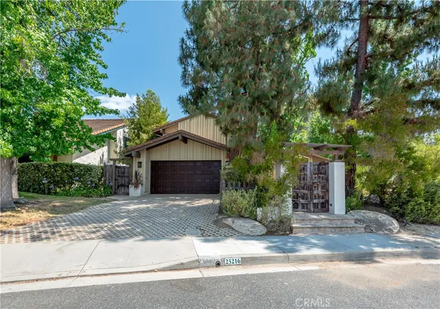 Photo 1 of Single family home for sale at 23216 Park Esperanza, Calabasas, CA 91302 | MLS# SR26148667 | Listing updated on 2026-09-22