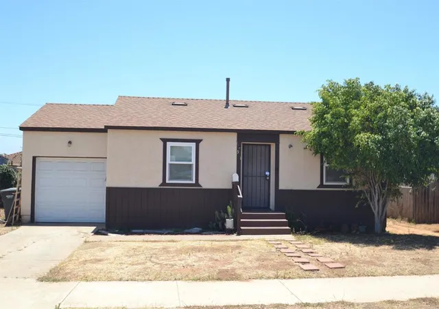 Homes for sale in Imperial Beach, CA | 521 Dahlia Ave, Imperial Beach, CA 91932 | MLS# PTP2605144