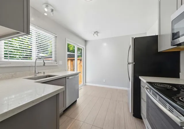 Homes for sale in Redwood City, CA | 110112 Wheeler Ave, Redwood City, CA 94061 | MLS# ML82053522