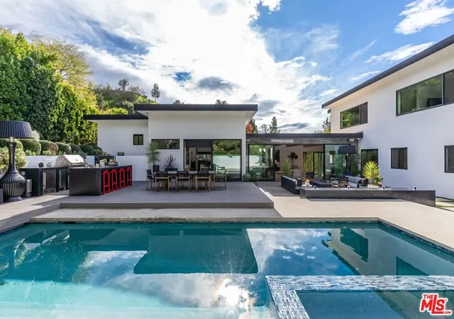 Photo 2 of Single family home for sale at 9455 Eden Dr, Beverly Hills, CA 90210 | MLS# 26857381 | Listing updated on 2026-09-25