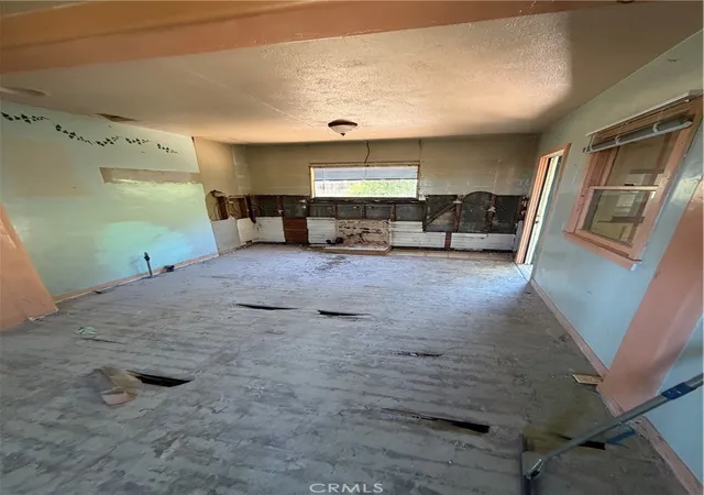 Photo 3 of Single family home for sale at 7157 Leota, Canoga Park, CA 91304 | MLS# IV26148960 | Listing updated on 2026-07-09