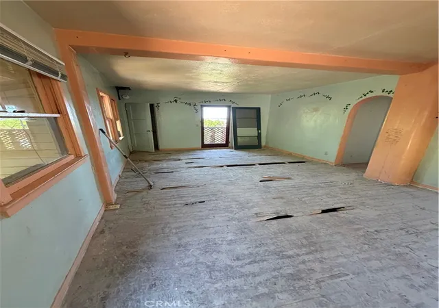 Photo 4 of Single family home for sale at 7157 Leota, Canoga Park, CA 91304 | MLS# IV26148960 | Listing updated on 2026-07-09