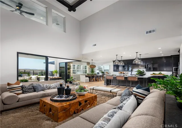 Photo 4 of Sale Pending at 27771 Reel Ln, Valencia, CA 91381 | MLS# SR26138584 | Listing updated on 2026-08-04