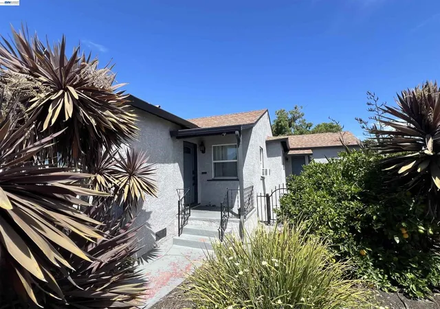 Homes for sale in Oakland, CA | 2253 Warner Ave, Oakland, CA 94603 | MLS# 41140907