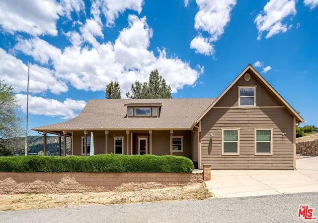 Photo 2 of Single family home for sale at 18087 Newview Dr, Lake Hughes, CA 93532 | MLS# 26855759 | Listing updated on 2026-09-29