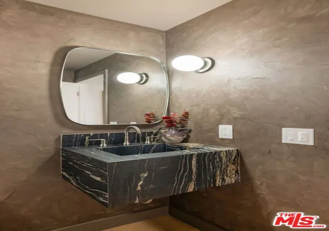 Photo 4 of Condo for sale at 13600 Marina Pointe Dr #604, Marina Del Rey, CA 90292 | MLS# 26857531 | Listing updated on 2026-10-01