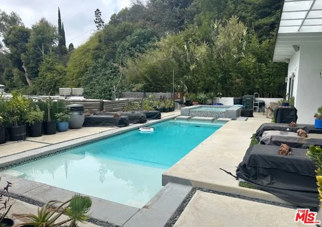 Photo 1 of Sale Pending at 1775 N Crescent Hts Blvd, Los Angeles, CA 90069 | MLS# 26857573 | Listing updated on 2026-07-09
