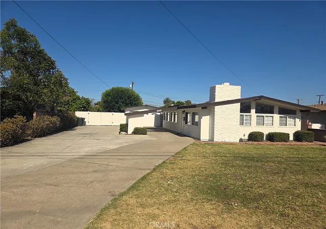 2nd image of 1001 S Gilbert, Fullerton, CA 92833 | MLS# PW26149099