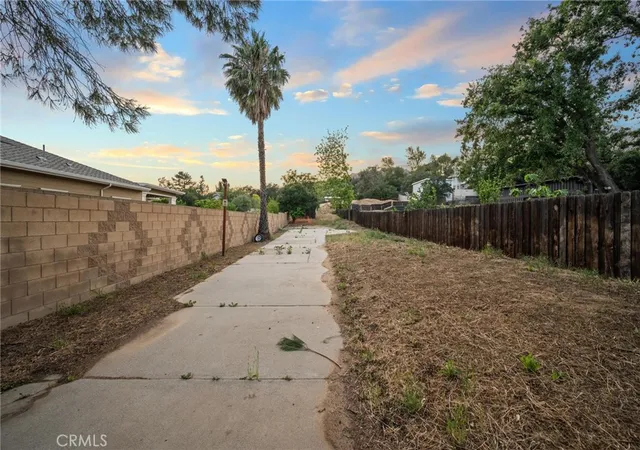 3rd image of 9822 Kentland, Chatsworth, CA 91311 | MLS# SR26149037