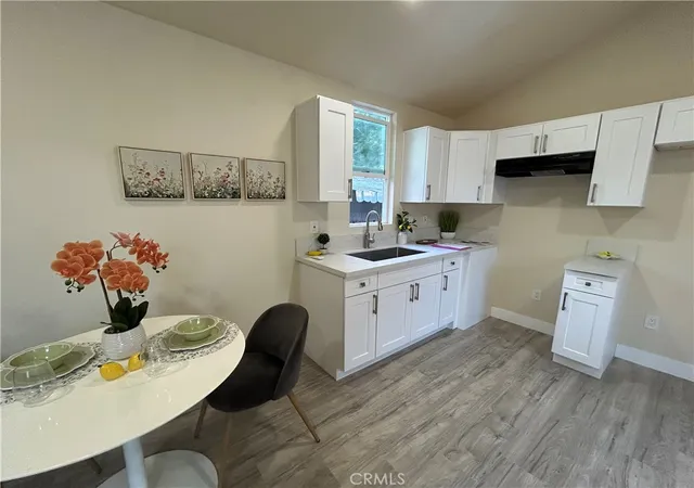 Photo 4 of Manufactured home for sale at 300 E Arbor St #2, Long Beach, CA 90805 | MLS# AR26149050 | Listing updated on 2026-08-05