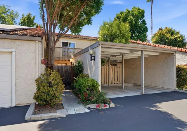 1st image of 117 Mission Dr, East Palo Alto, CA 94303 | MLS# ML82053565