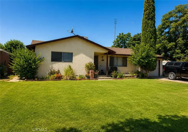 1st image of 324 N O, Madera, CA 93637 | MLS# FR26149168