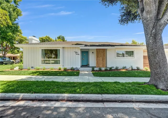 2nd image of 3090 Eucalyptus Ave, Long Beach, CA 90806 | MLS# OC26138512