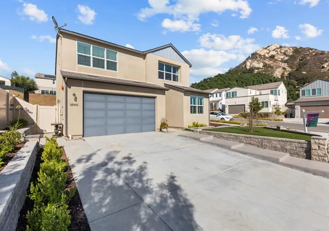 2nd image of 35105 Cooper Pl, Fallbrook, CA 92028 | MLS# PTP2605153