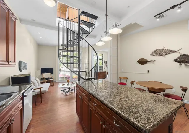 Photo 2 of Condo for sale at 1021 Scott #159, San Diego, CA 92106 | MLS# 260016645SD | Listing updated on 2026-09-02