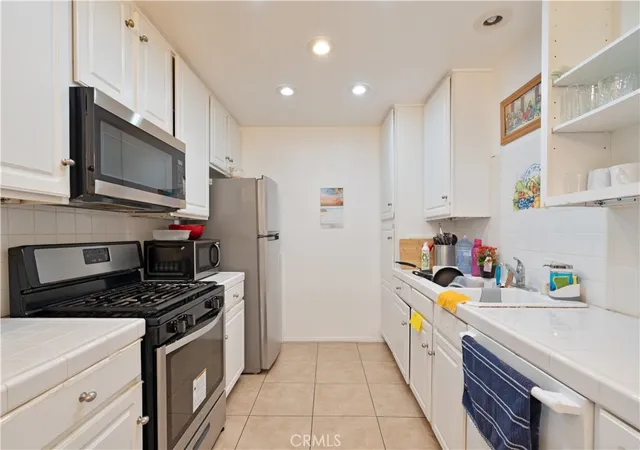 Photo 4 of House for sale at 32320 Desert Vista, Cathedral City, CA 92234 | MLS# SW26145162 | Listing updated on 2026-09-30