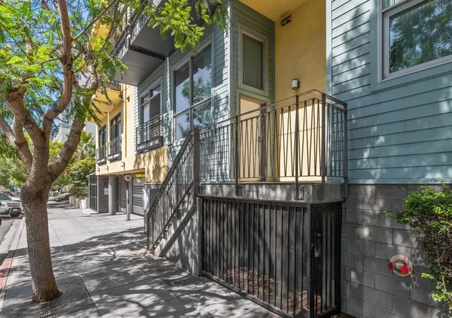 3rd image of 889 Date St #140, San Diego, CA 92101 | MLS# 260016651SD