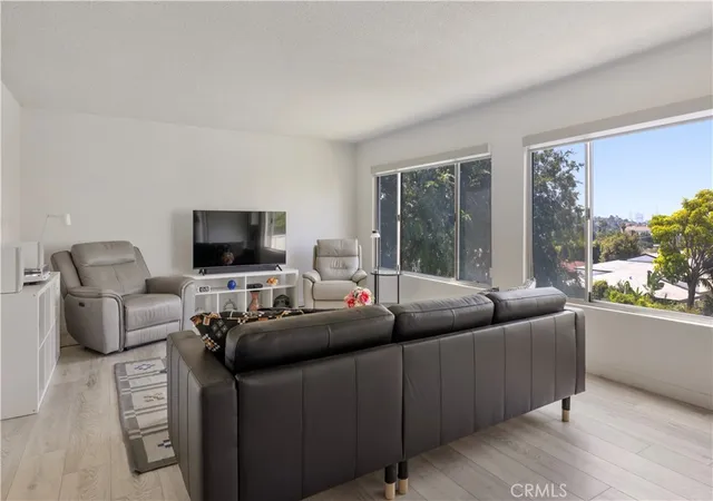 Photo 3 of Condo for sale at 4343 Finley Ave #27, Los Angeles, CA 90027 | MLS# OC26149192 | Listing updated on 2026-10-02