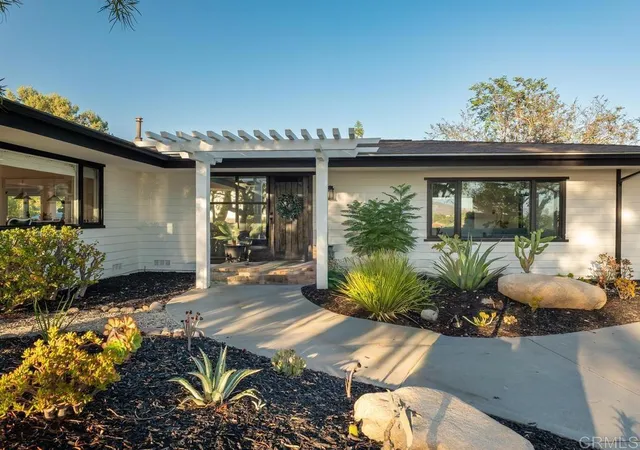 Photo 3 of Single family home for sale at 1097 Camino Alisos, Fallbrook, CA 92028 | MLS# NDP2606533 | Listing updated on 2026-10-02