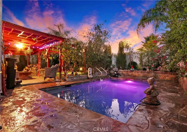 Photo 2 of Sale Pending at 26689 Dry Fls, Corona, CA 92883 | MLS# PW26149307 | Listing updated on 2026-10-06