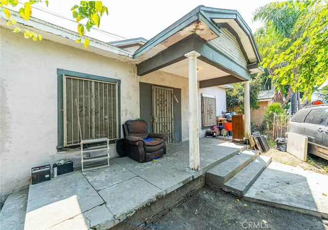 Photo 2 of Single family home for sale at 11422 Willowbrook, Los Angeles, CA 90059 | MLS# PW26149398 | Listing updated on 2026-10-02