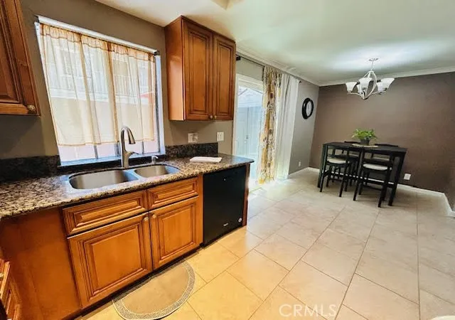 Listing Photo 4 - Condo for sale in building located at 7304 Exeter St, Paramount, CA 90723 - Unit #E