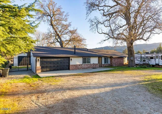 Photo 1 of Single family home for sale at 28050 Black Gold Way, Tehachapi, CA 93561 | MLS# V1-37485 | Listing updated on 2026-10-01