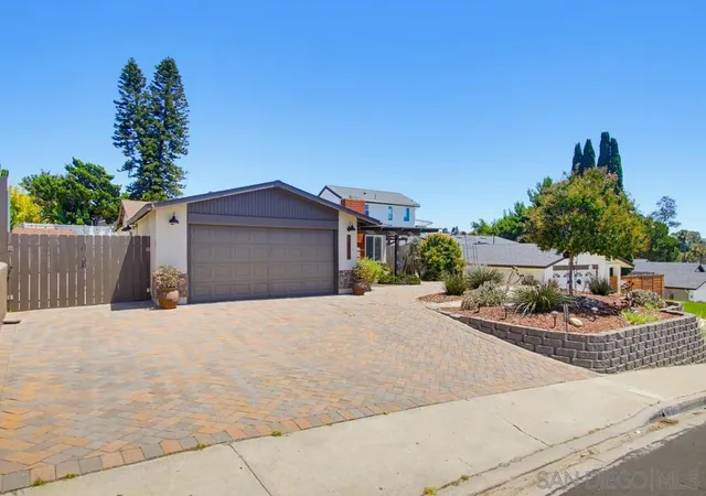 Photo 3 of Single family home for sale at 12979 Calle De Las Rosas, San Diego, CA 92129 | MLS# 260016695SD | Listing updated on 2026-10-05