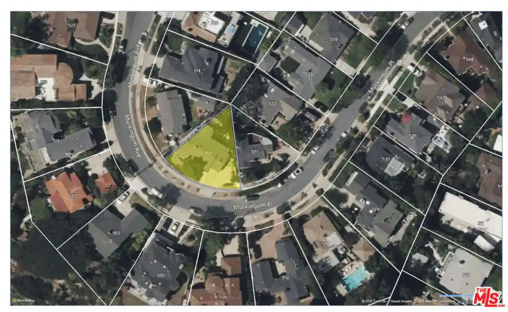 Photo 1 of Land for sale at 501 Muskingum Pl, Pacific Palisades, CA 90272 | MLS# 26856851 | Listing updated on 2026-10-27