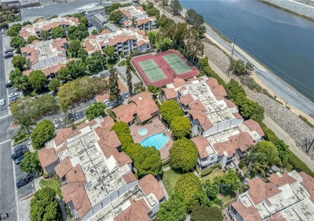 Homes for sale in Huntington Beach, CA | 21372 Brookhurst St, Huntington Beach, CA 92646