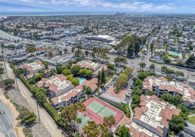 Homes for sale in Huntington Beach, CA | 21372 Brookhurst St, Huntington Beach, CA 92646